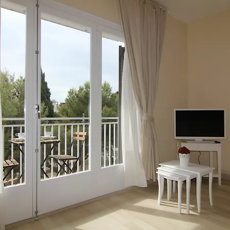 Lluna Apartment