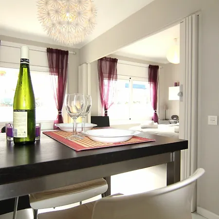 Lluna Apartment